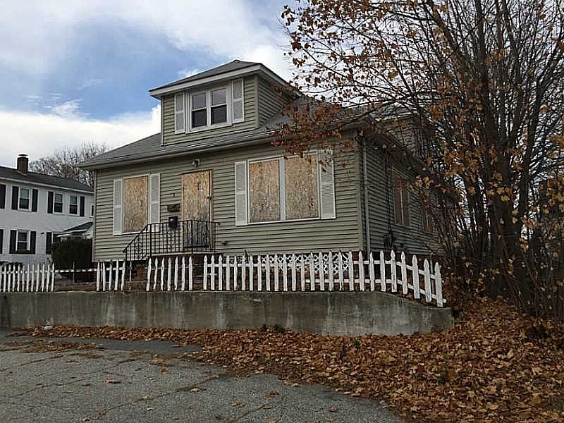 2nd image of 1 Yale Ave