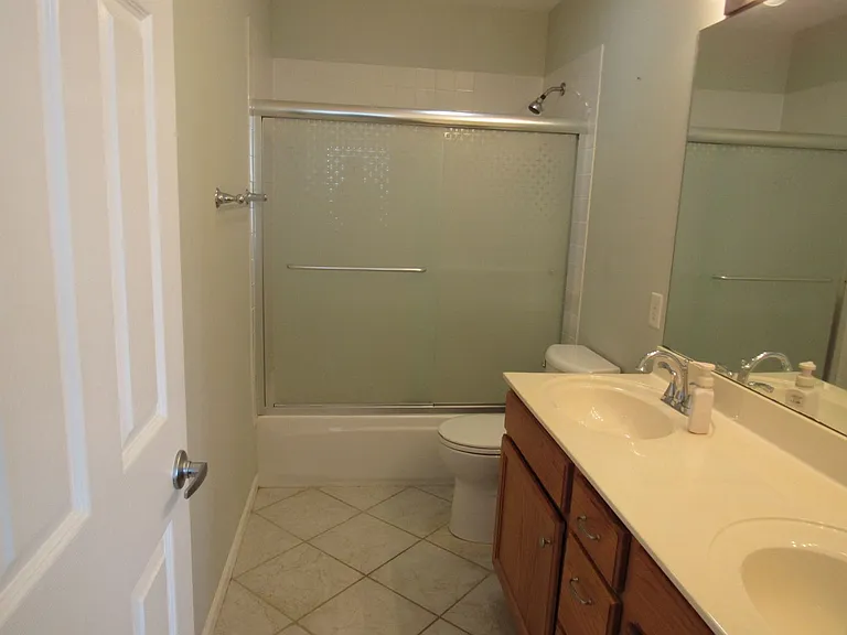 549 Park Place Dr #1D — Photo 20
