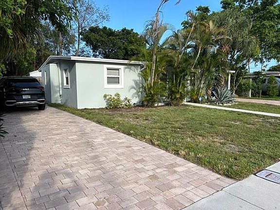 4th image of 4936 NE 19th Terrace