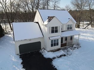 54 Campbello St, Hudson, NH 03051