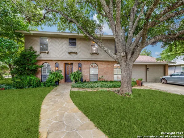 2702 Roundleaf Ct, San Antonio, TX 78231