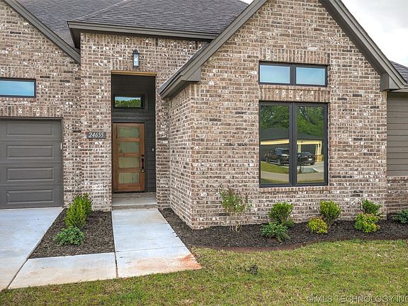 3rd image of 24655 Eliza Dr