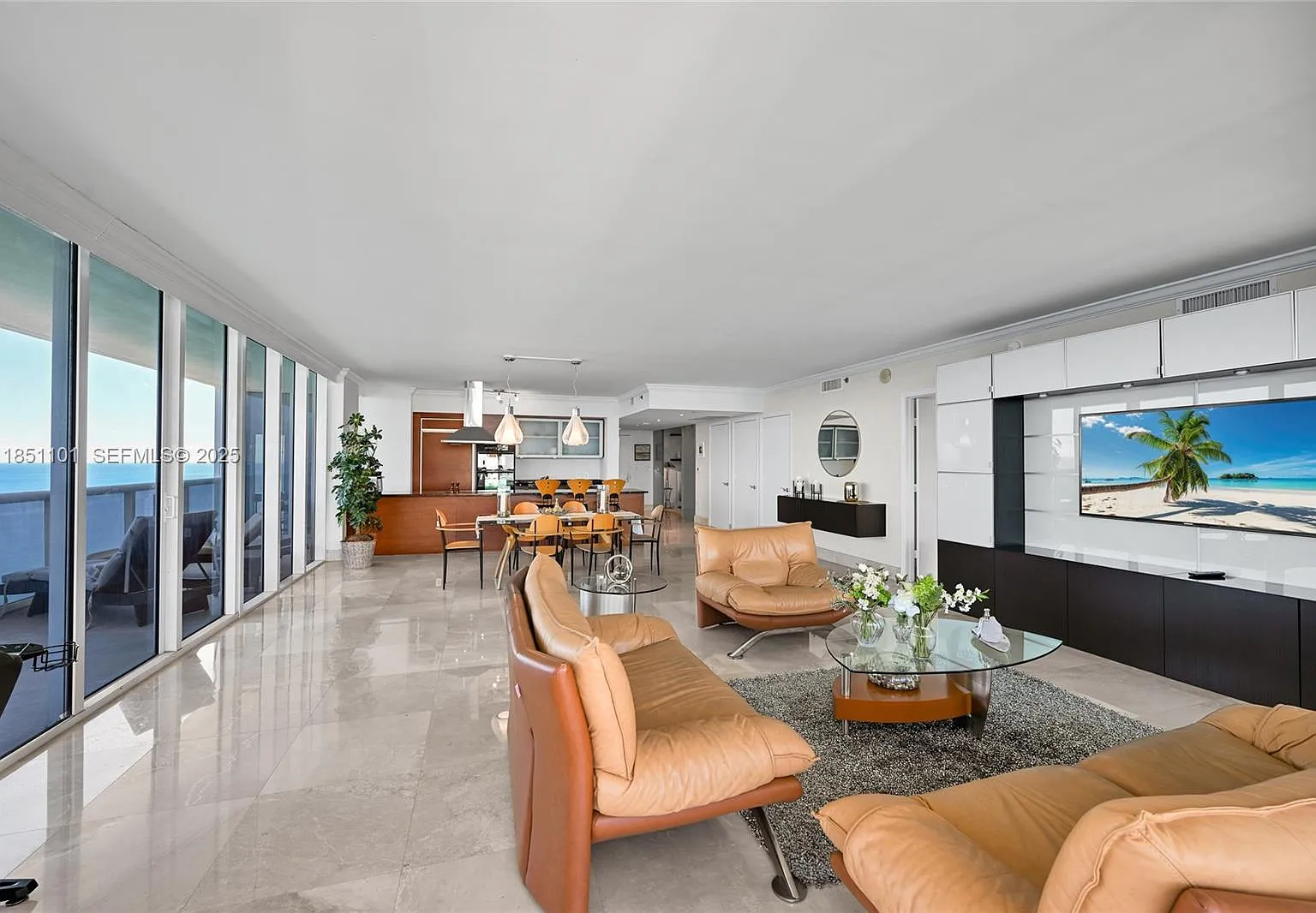 Beach Club Two Condo — Photo 1