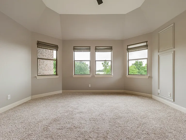 2112 Benjamin Creek Dr — Photo 11