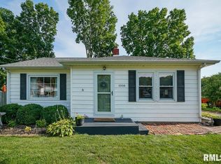 1008 E Parkside Ln, Peoria, IL 61615