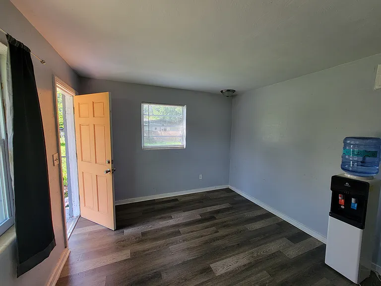 457 N Lincoln St #457 — Photo 3