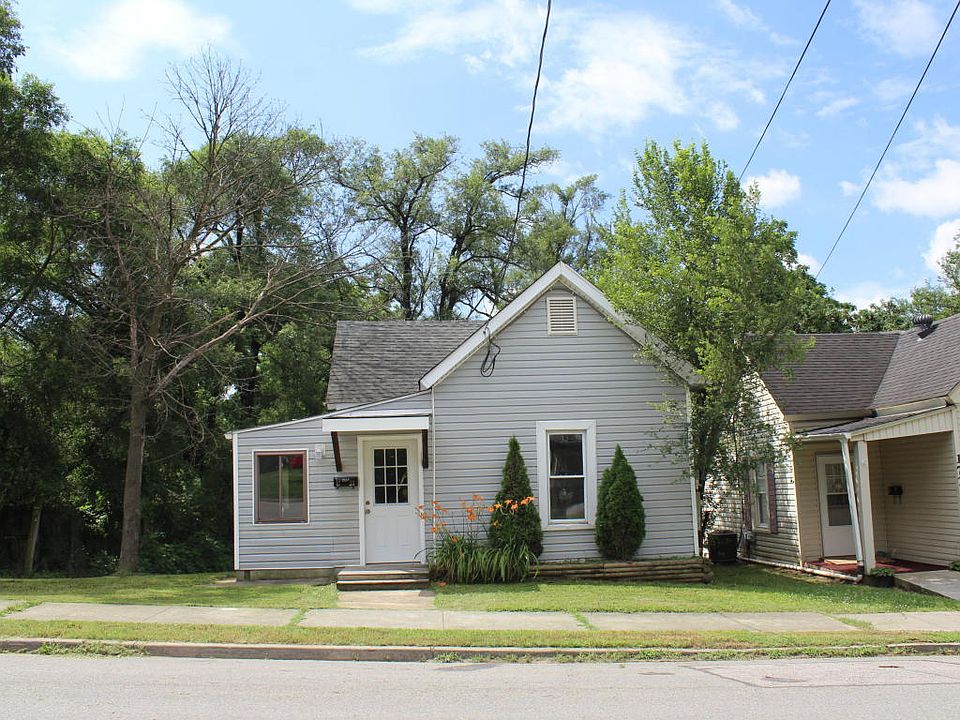 1st image of 1723 Campbell Ave SE