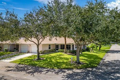 1731 N Dovetail Dr #C — Photo 21