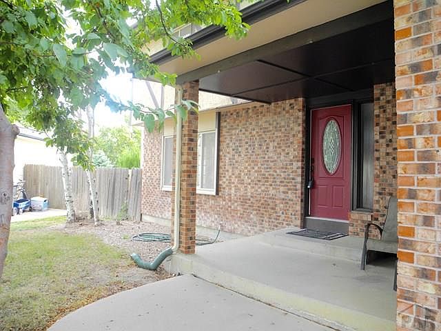 1st image of 900 Blue Lace Dr