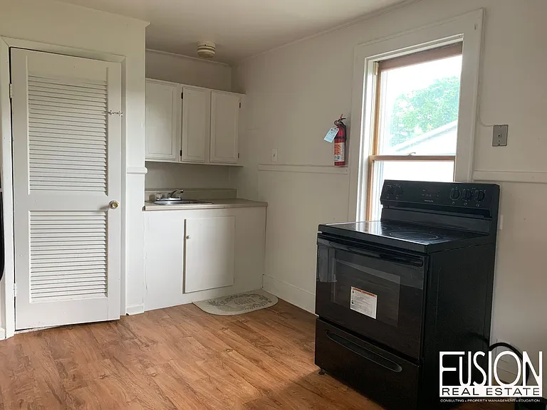 14 West St — Photo 19