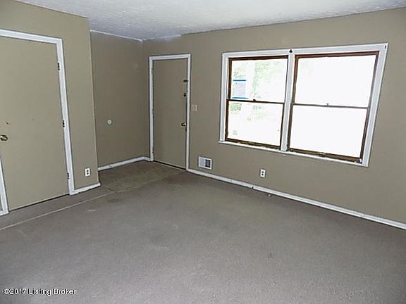 5th image of 3800 Breckenridge Ln