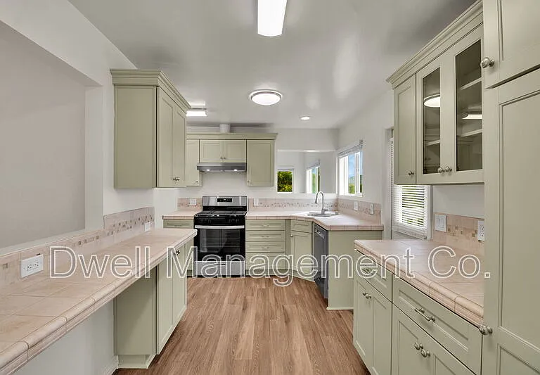 8841 Almond Rd — Photo 1