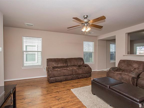 5th image of 16326 Kendons Way Ln