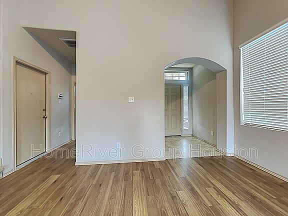2nd image of 9914 Sterling Place Dr