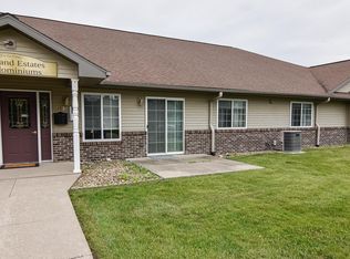 409B Garfield St APT B, Gladbrook, IA 50635
