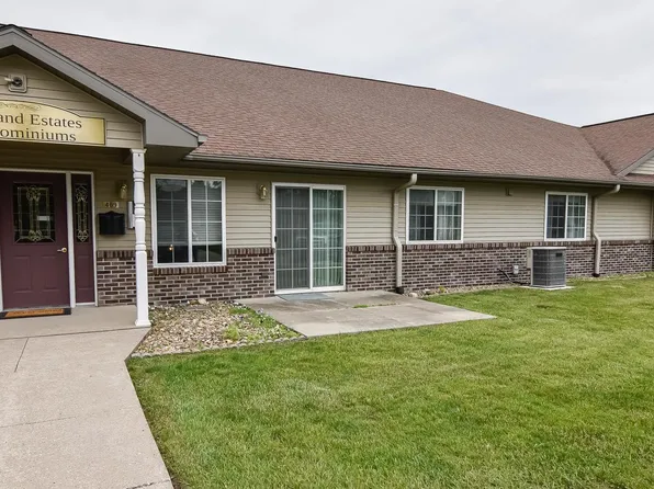 409B Garfield St APT B, Gladbrook, IA 50635
