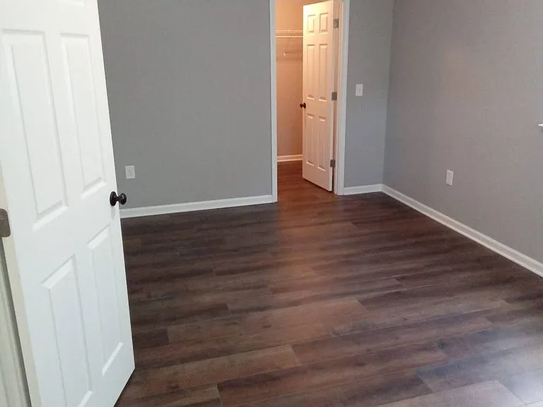3338 Barfield Dr — Photo 10