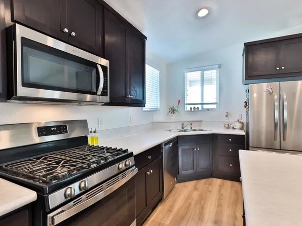 305 N Lowell St, Lake Elsinore, CA 92530