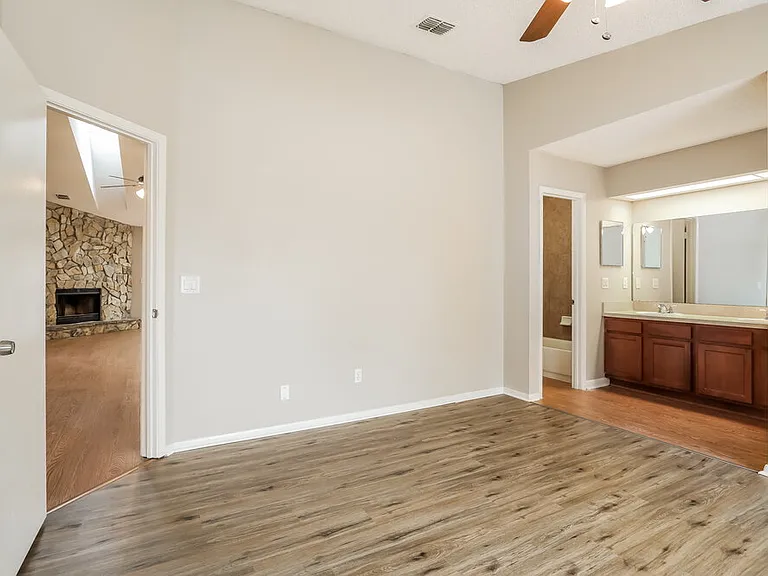 4767 Wassail Dr — Photo 9