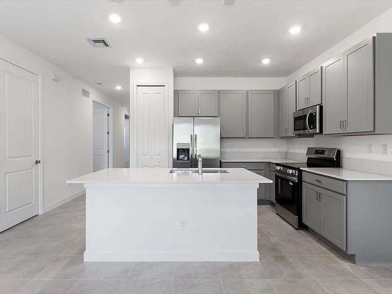 6435 Seabright Ter — Photo 11