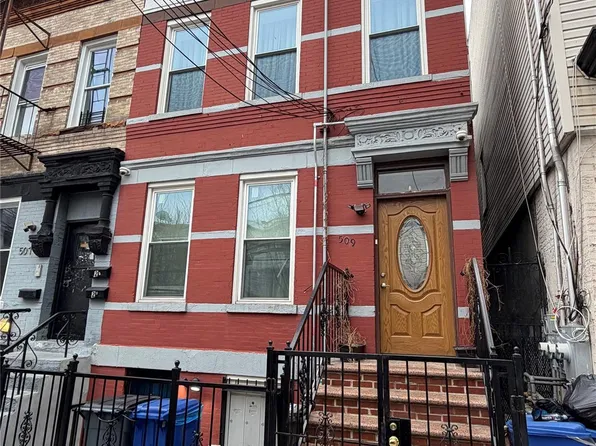 509 E 183rd St, Bronx, NY 10458