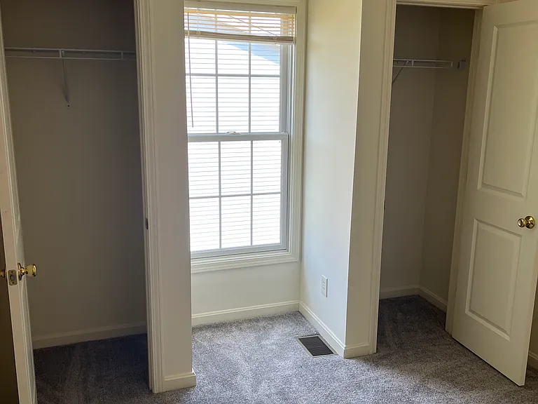 9711 Pekin Rd — Photo 13