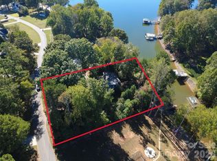 137 Hideaway Ln, Mooresville, NC 28117