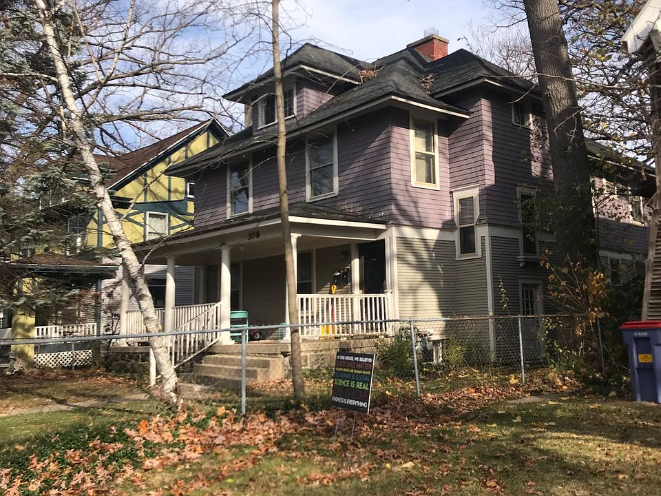 1st image of 308 Fuller Ave SE