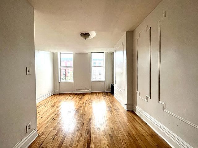 1st image of 346 Marion St #2L