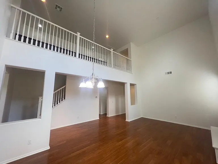 2955 Murcott Way — Photo 4