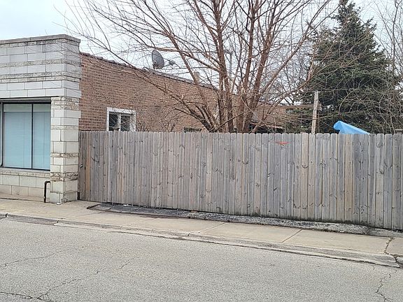 2nd image of 7343 W Irving Park Rd