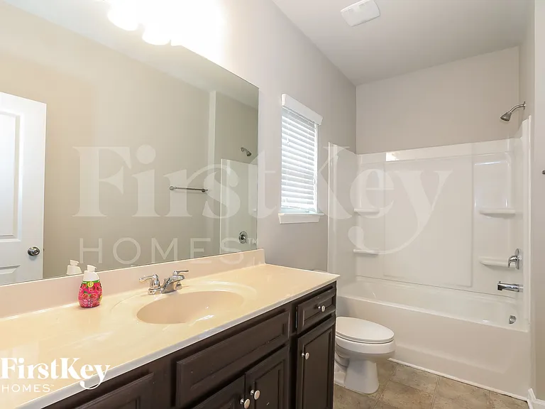 1247 Heartwood Ave — Photo 13