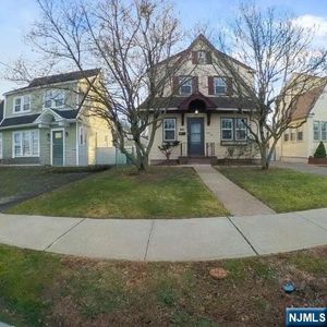 44 Tulip St, Bergenfield, NJ, 07621