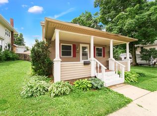 307 W Indiana Ave, Chesterton, IN 46304