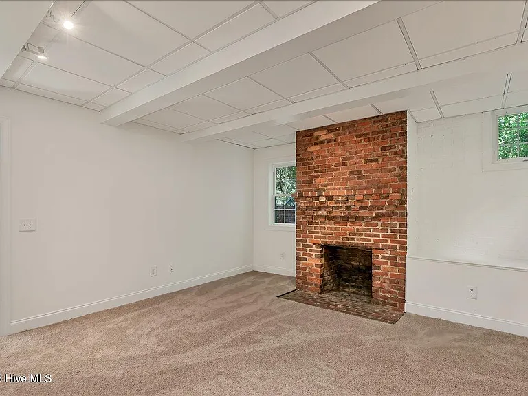 430 N Ridge St — Photo 59