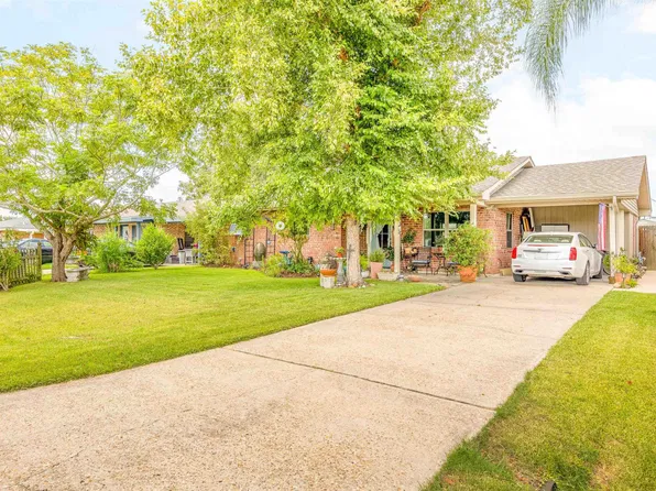 109 Saint Agnes Dr, Bourg, LA 70343