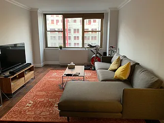 301 East 79th Street, #7D