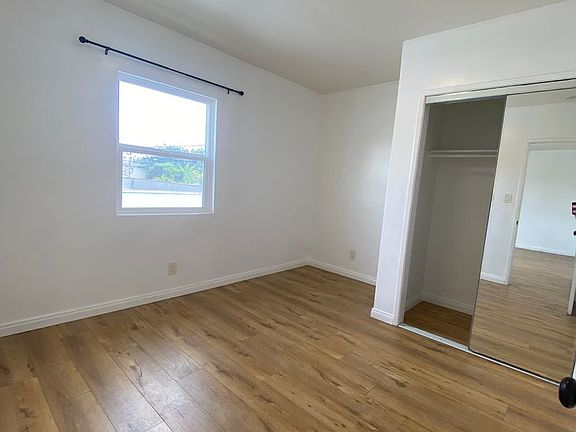 2nd image of 5614 S Western Ave #6