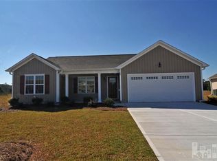 68 Preswick Dr, Rocky Pt, NC 28443