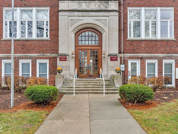 2nd image of 111 S Spring St APT G6