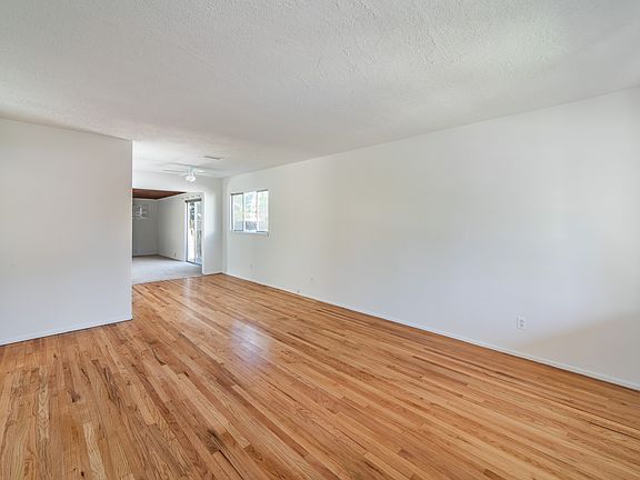 4th image of 8439 Wakefield Ave