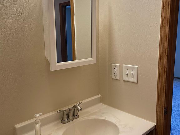 3rd image of 22810 Durand Ave #B5