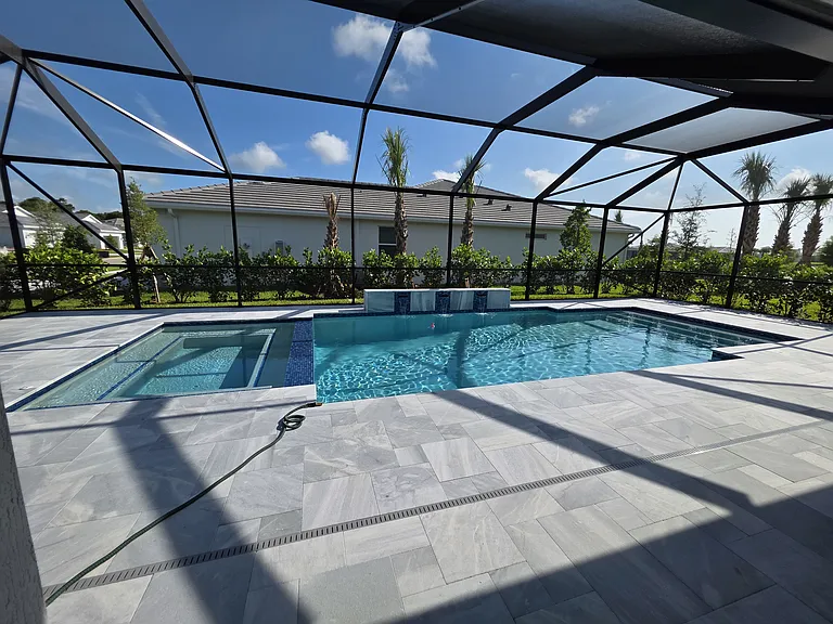 Hot tub spa, pool enclosure, heated saltwater pool