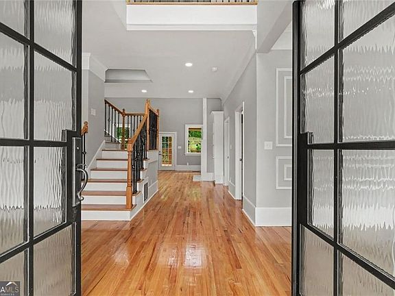 4th image of 4267 Matisse Ln