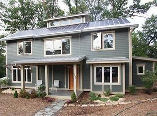 8396 Idylwood Rd, Vienna, VA 22182