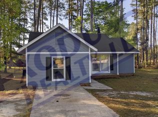 157 Maranatha Cir, Spring Lake, NC 28390