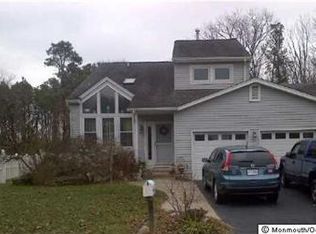 88 Heritage Dr, Howell, NJ