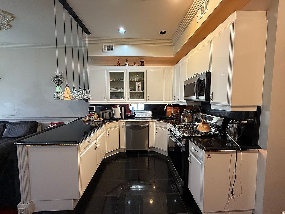 1st image of 1408 Avenue N #B