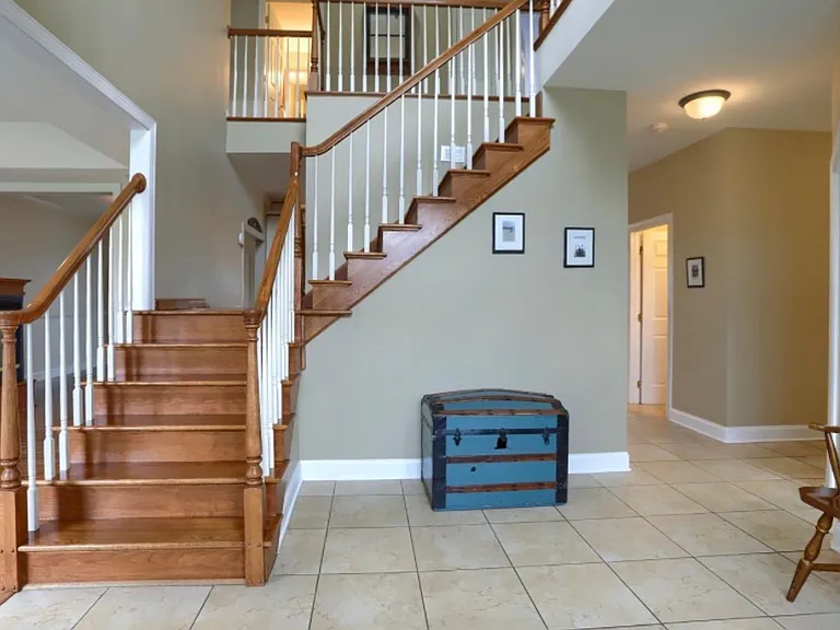 10 Spring View Ct — Photo 2