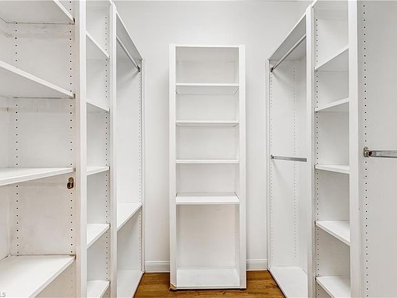 5th image of 28260 Villagewalk CIR